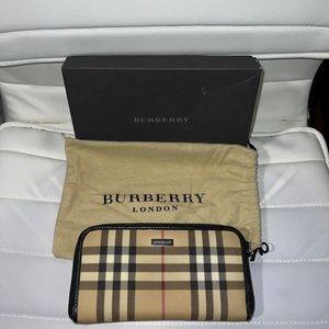 Burberry Nova Check Zip Around Wallet